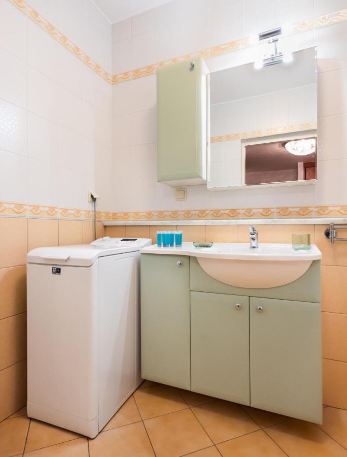 Ken 54 2-Bedroom Apartment Варшава Екстериор снимка